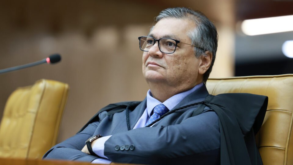 dino-manda-governo-apurar-regularidade-de-emendas-pix-para-eventos