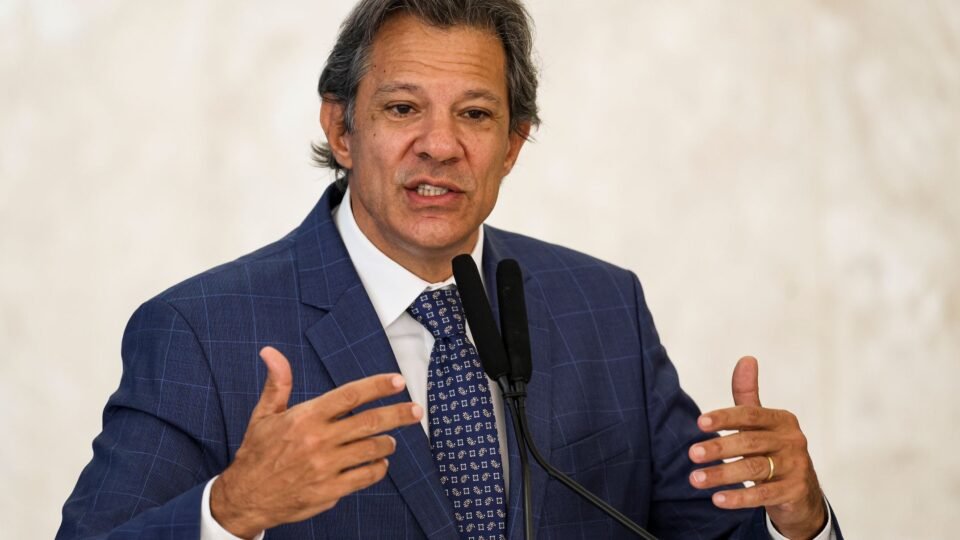 haddad-diz-que-tarifas-de-trump-sobre-o-aco-nao-sao-“contra-o-brasil”